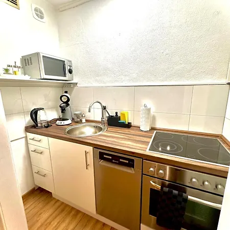 Moderne Mit Parkplatz & Smart-tv Lejlighed *